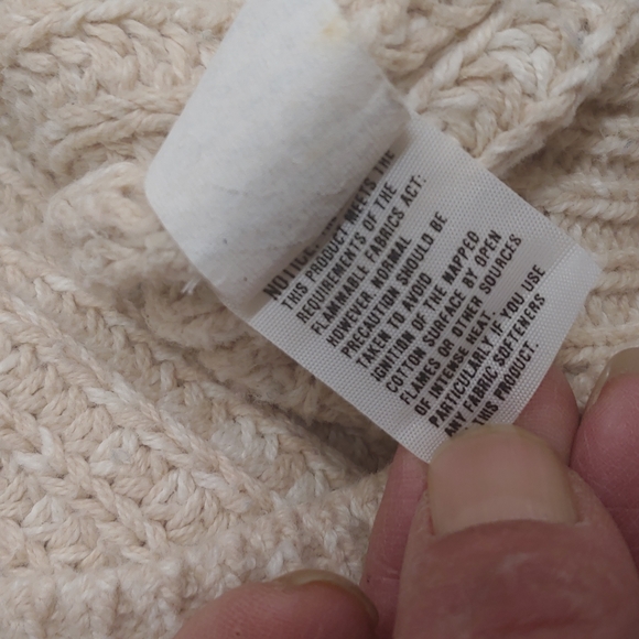 Vintage,  L.L. Bean Sweater 100% cotton. Amazing quality..Made in U.S.A.. - Picture 13 of 15